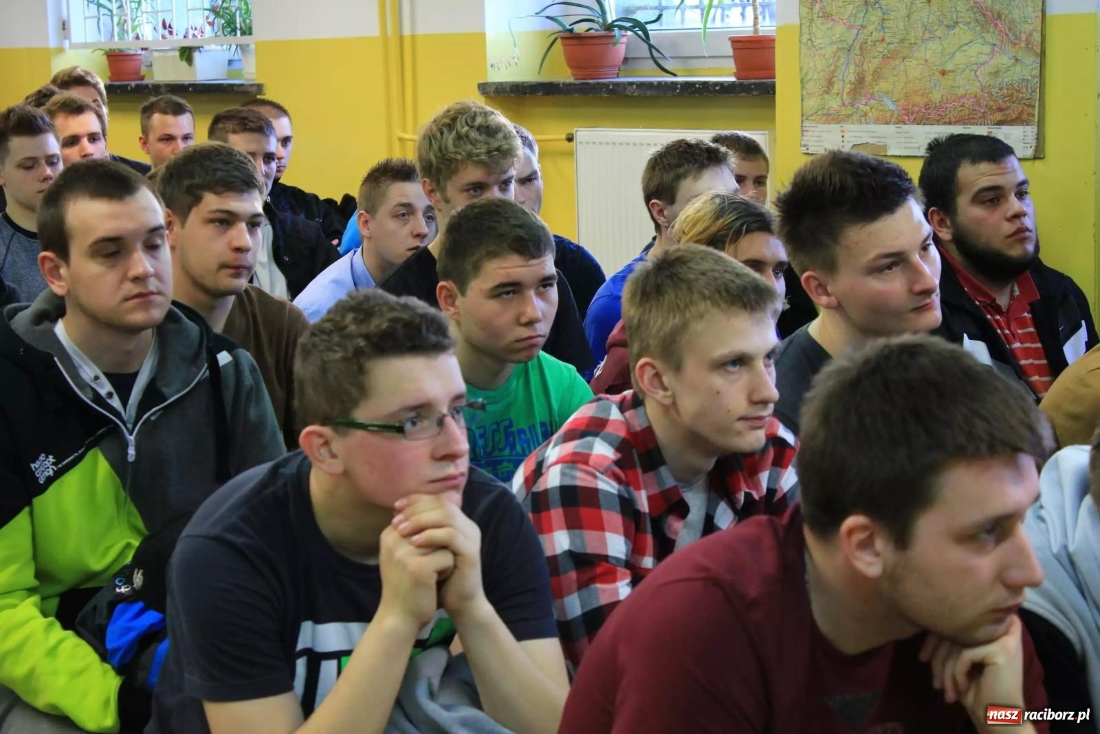 Zdjęcie w galerii na portalu naszraciborz.pl: Kto by pomyślał, że o naszym Rafałku będzie tak głośno wiadomości z regionu