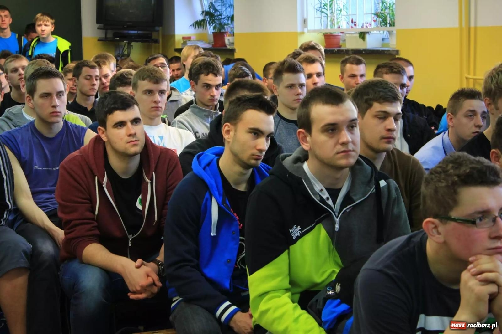 Zdjęcie w galerii na portalu naszraciborz.pl: Kto by pomyślał, że o naszym Rafałku będzie tak głośno wiadomości z regionu