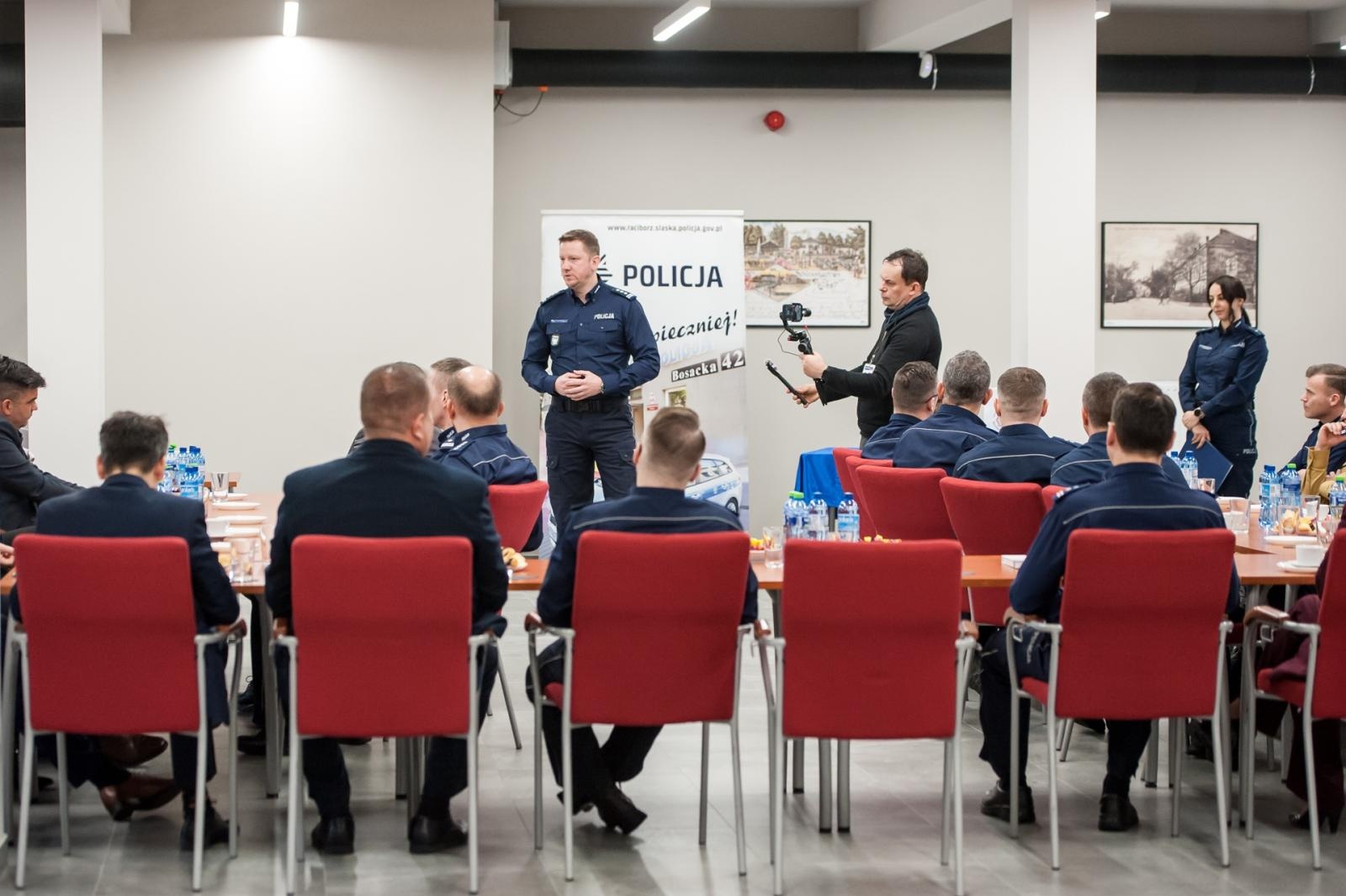 Zdjęcie w galerii na portalu naszraciborz.pl: Znamy policjantów roku w raciborskiej komendzie [FOTO i WIDEO] wiadomości z regionu