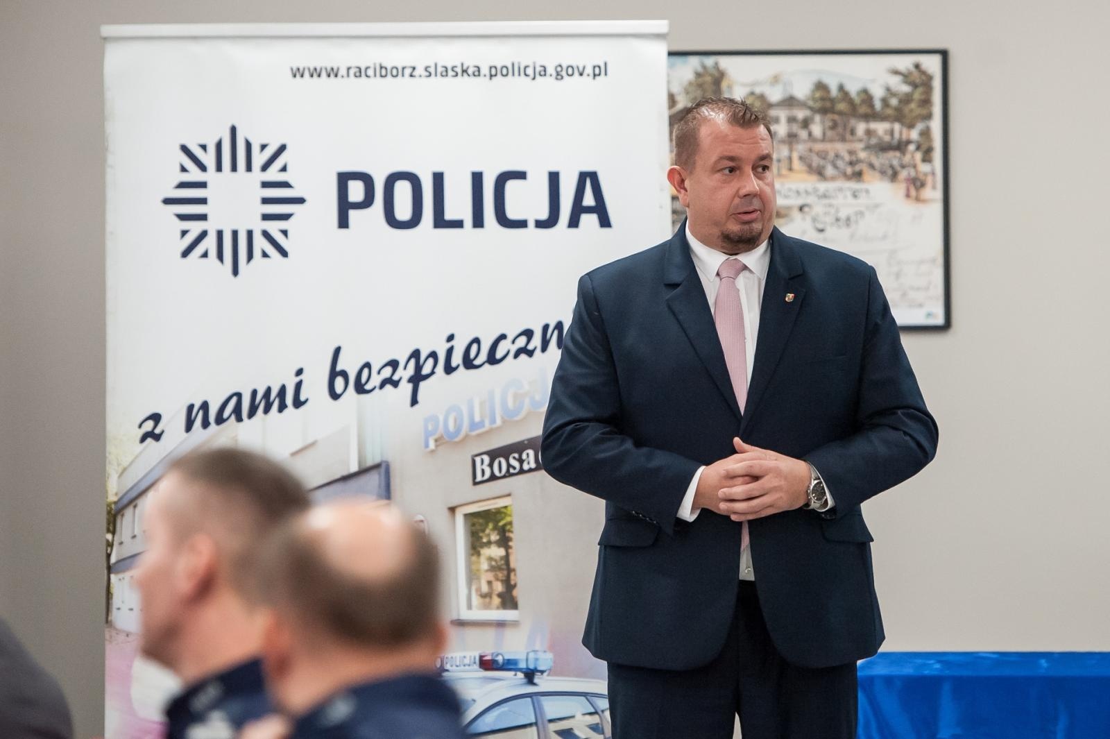 Zdjęcie w galerii na portalu naszraciborz.pl: Znamy policjantów roku w raciborskiej komendzie [FOTO i WIDEO] wiadomości z regionu