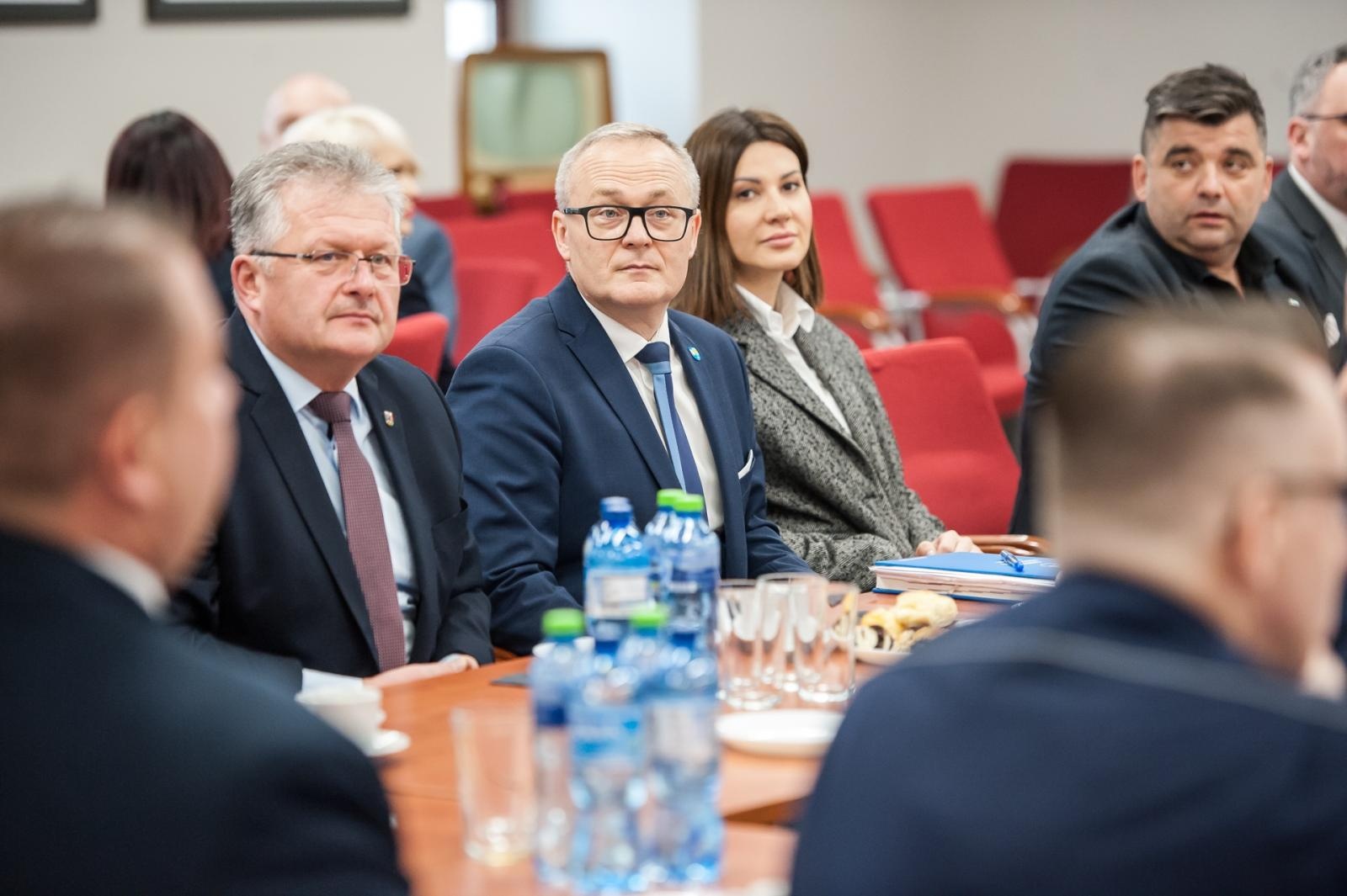 Zdjęcie w galerii na portalu naszraciborz.pl: Znamy policjantów roku w raciborskiej komendzie [FOTO i WIDEO] wiadomości z regionu