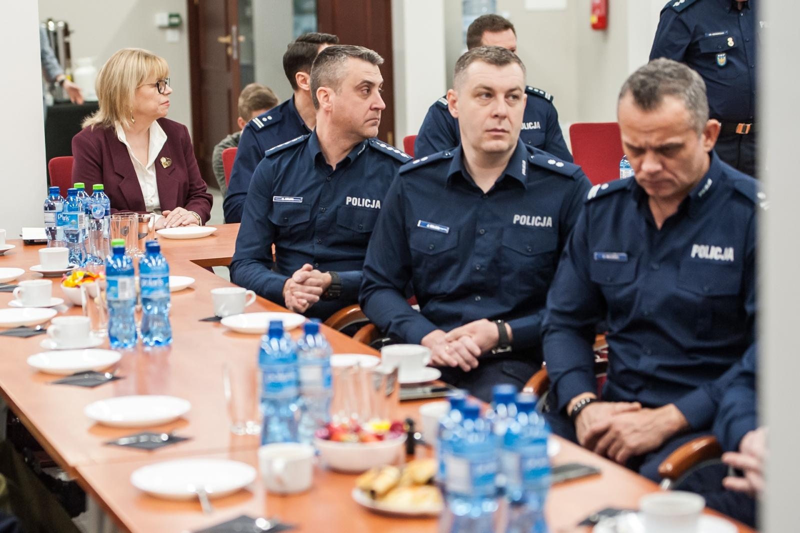 Zdjęcie w galerii na portalu naszraciborz.pl: Znamy policjantów roku w raciborskiej komendzie [FOTO i WIDEO] wiadomości z regionu