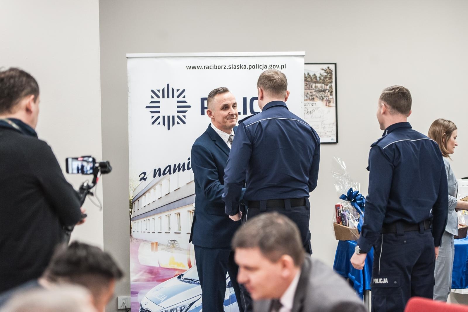 Zdjęcie w galerii na portalu naszraciborz.pl: Znamy policjantów roku w raciborskiej komendzie [FOTO i WIDEO] wiadomości z regionu
