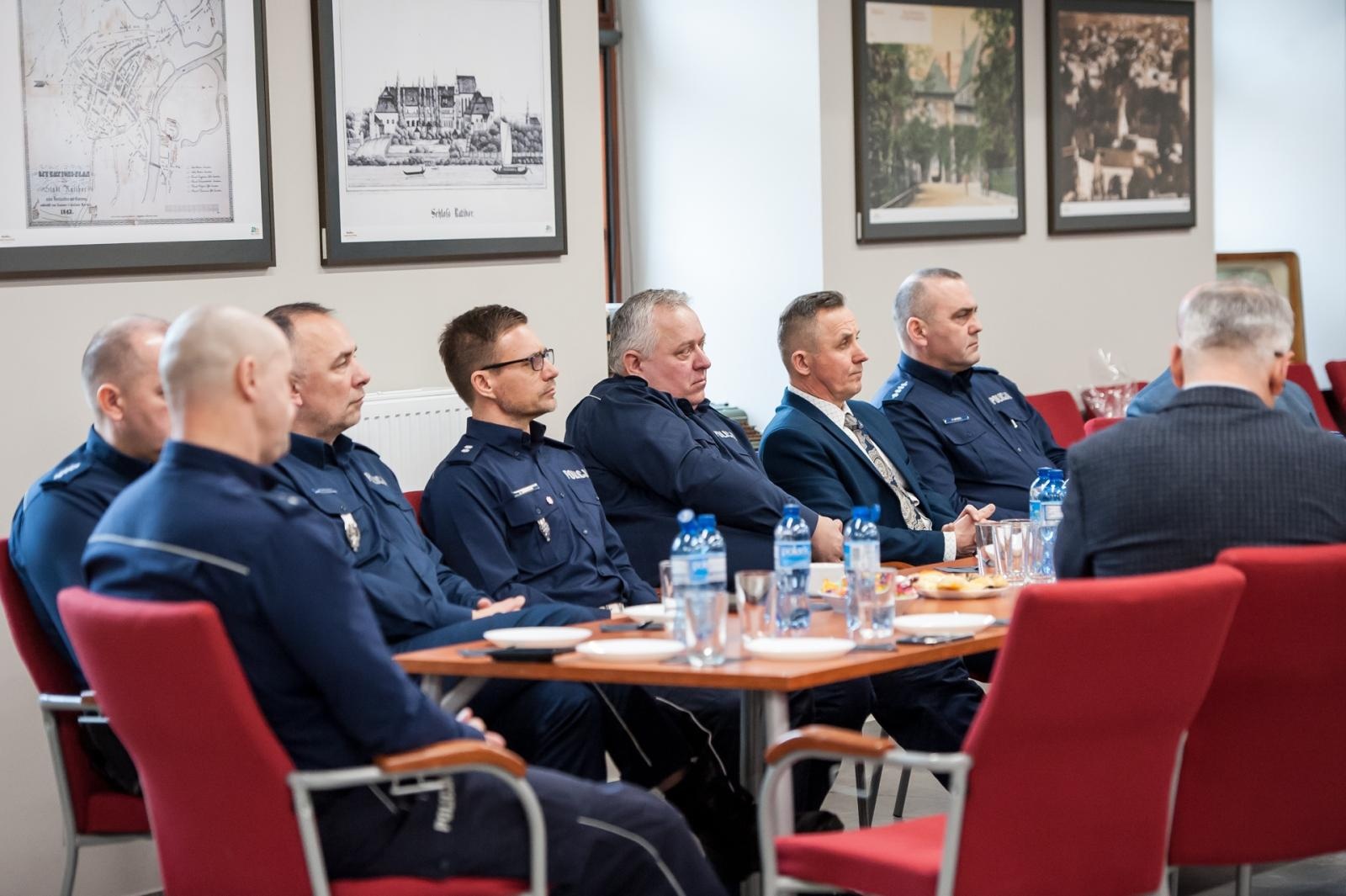 Zdjęcie w galerii na portalu naszraciborz.pl: Znamy policjantów roku w raciborskiej komendzie [FOTO i WIDEO] wiadomości z regionu