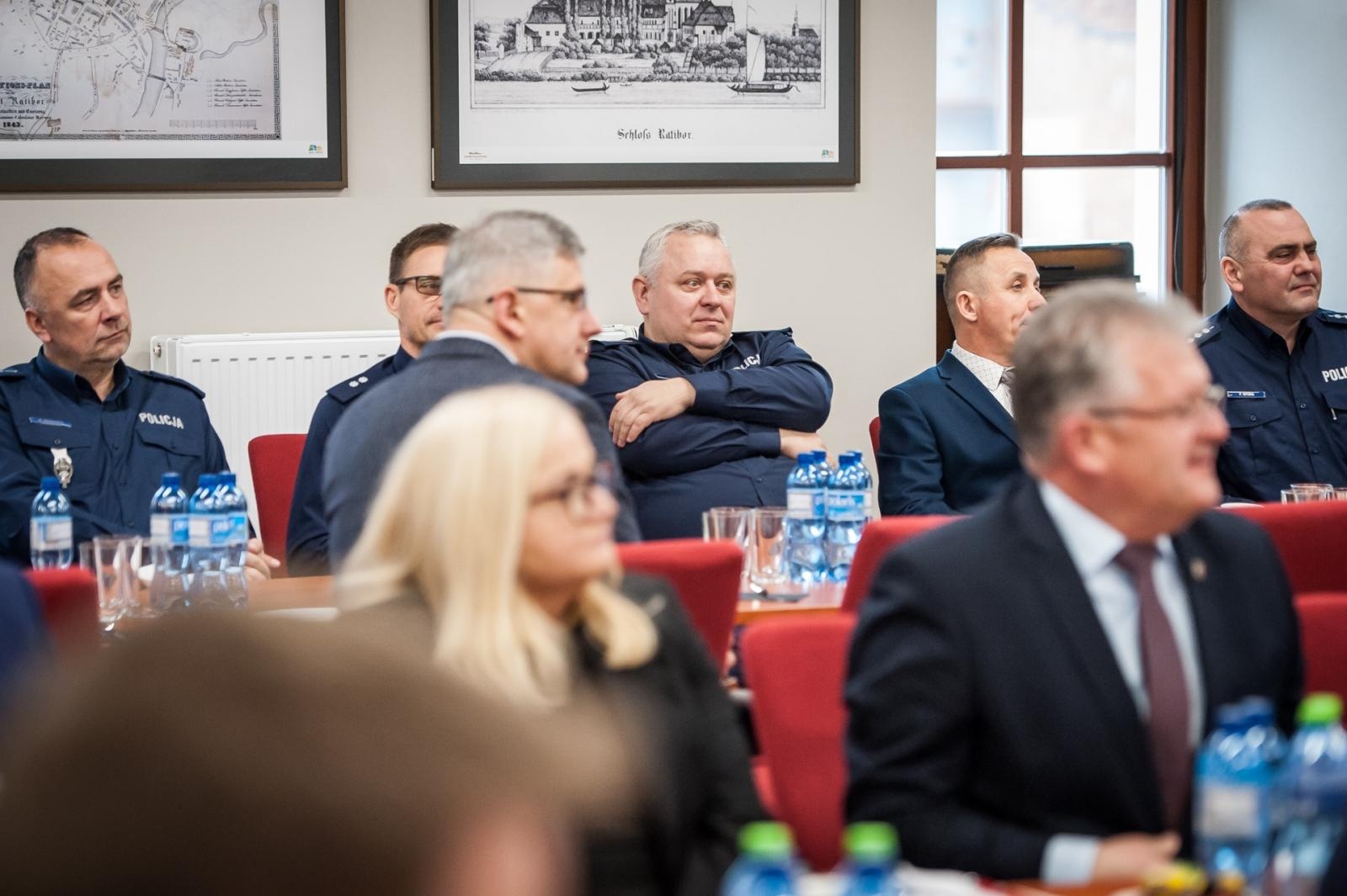 Zdjęcie w galerii na portalu naszraciborz.pl: Znamy policjantów roku w raciborskiej komendzie [FOTO i WIDEO] wiadomości z regionu