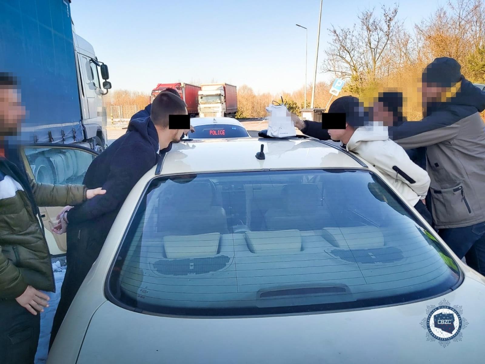 Zdjęcie w galerii na portalu naszraciborz.pl: Śląska policja rozbiła gang ukraińskich cyberprzestępców wiadomości z regionu