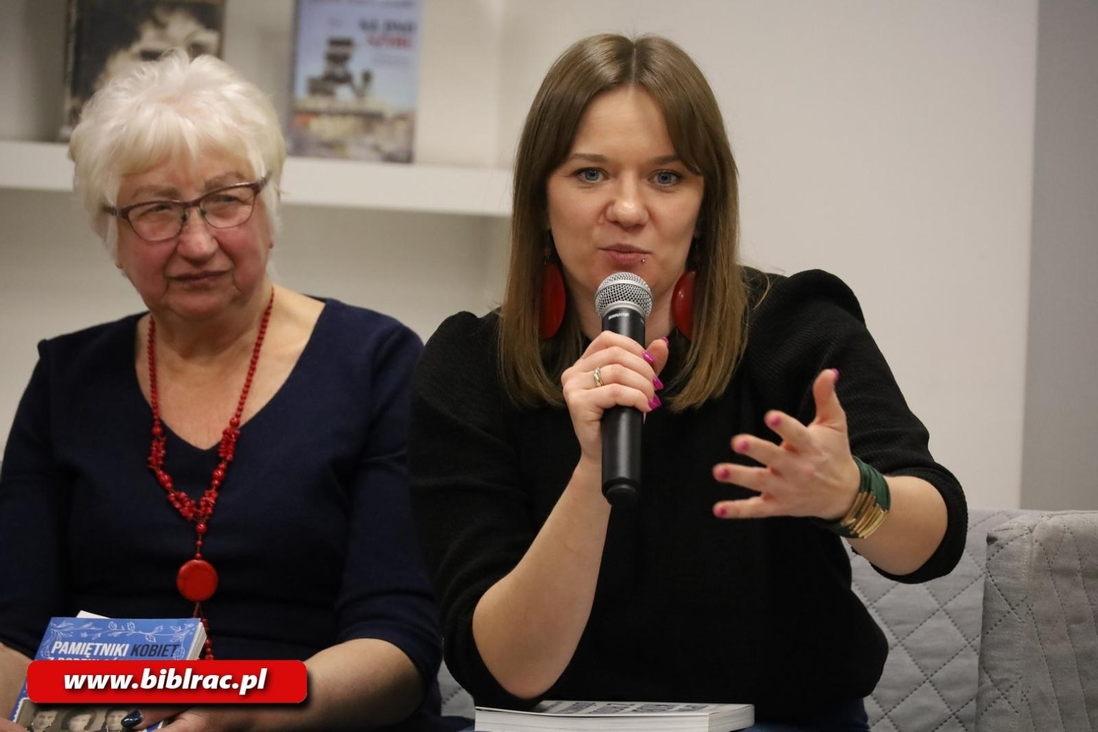 Zdjęcie w galerii na portalu naszraciborz.pl: Kobiety mają głos! Opowieści kobiet z rodzin górniczych w bibliotece wiadomości z regionu