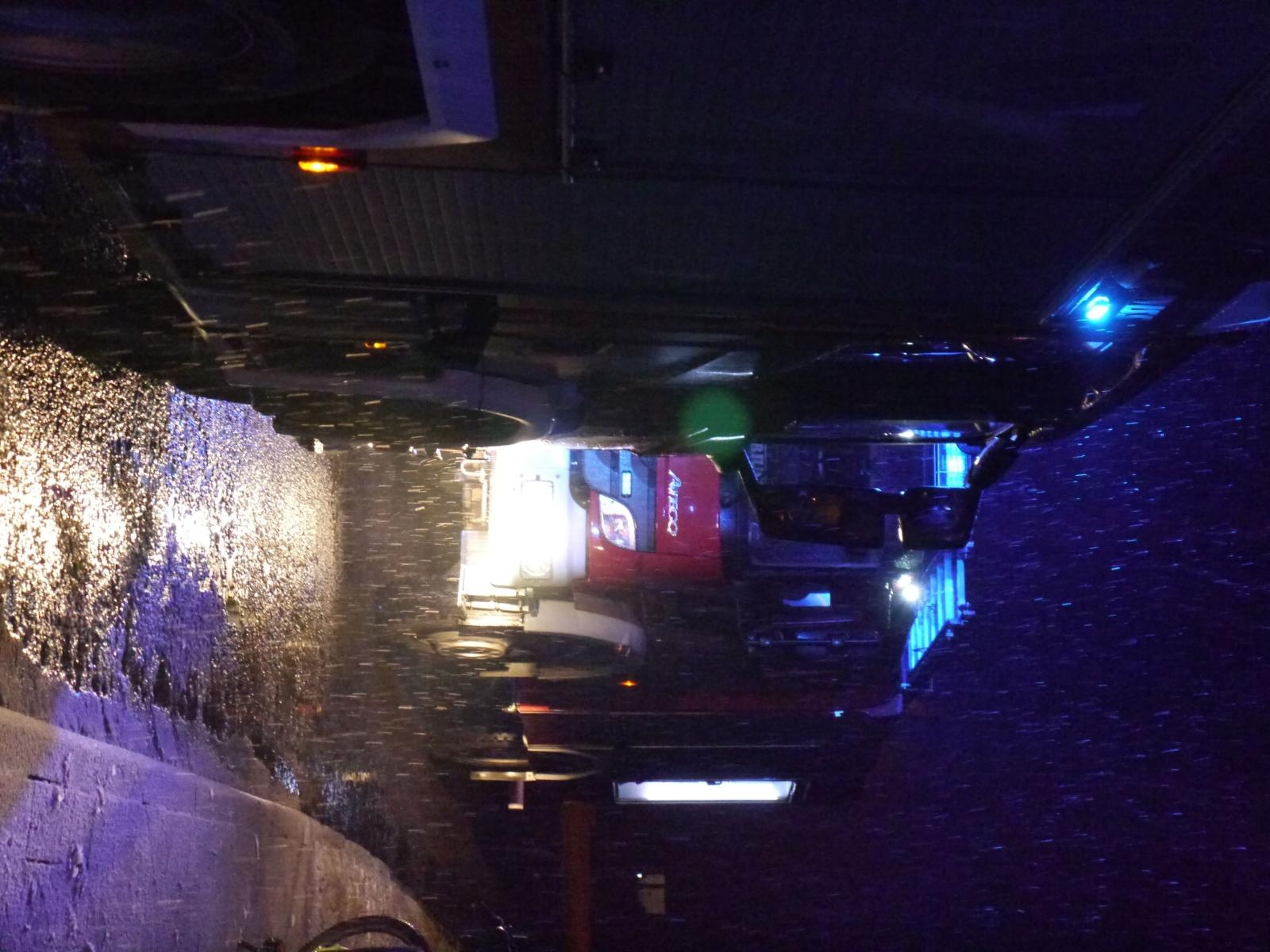 Zdjęcie w galerii na portalu naszraciborz.pl: Iskry z komina przy Rzecznej w Nędzy [FOTO] wiadomości z regionu