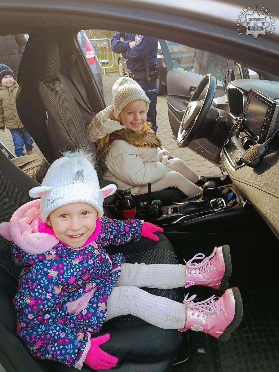 Zdjęcie w galerii na portalu naszraciborz.pl: Dzielnicowi z Krzyżanowic na spotkaniu z dziećmi wiadomości z regionu