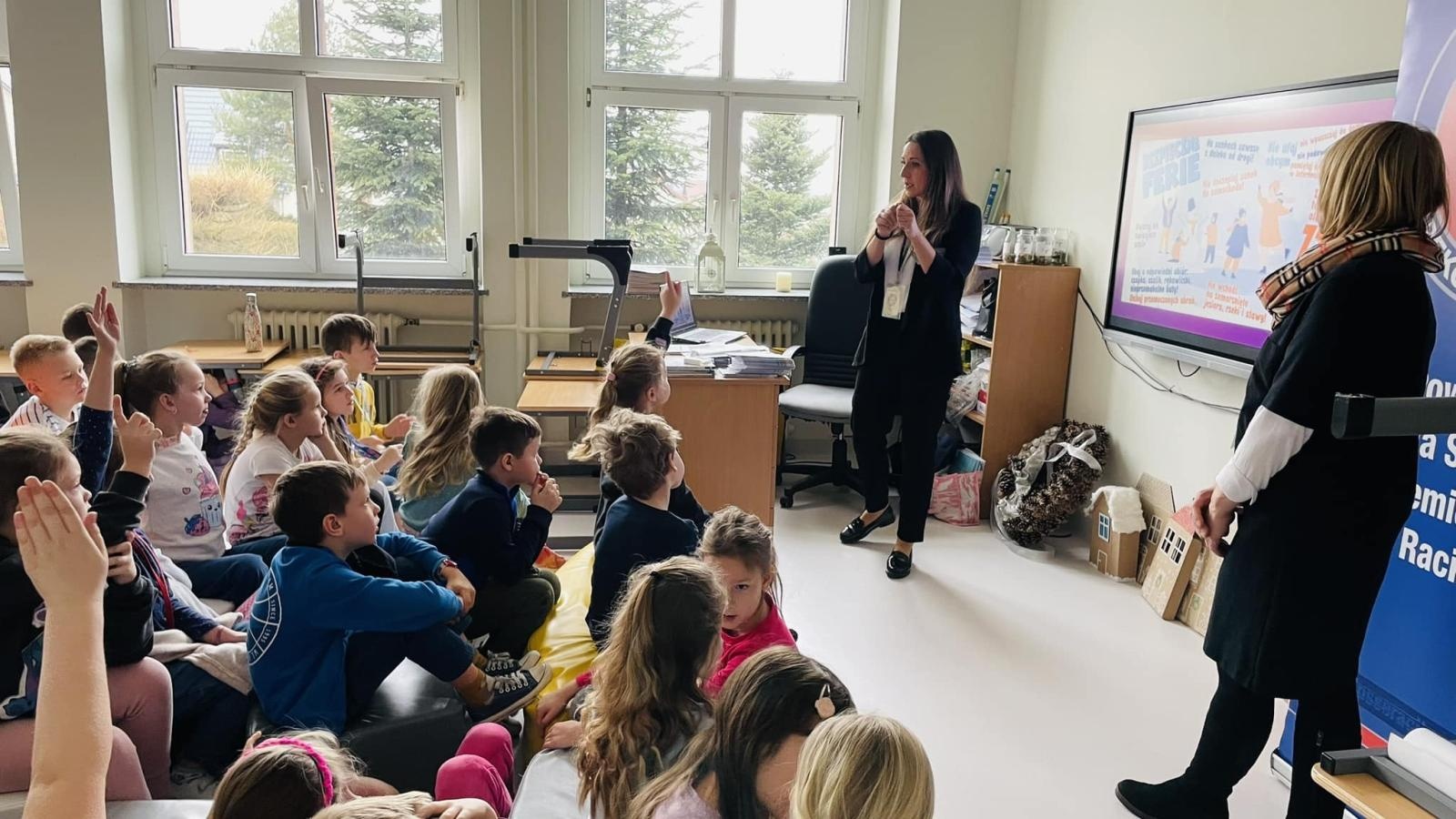 Zdjęcie w galerii na portalu naszraciborz.pl: Bezpieczne Ferie 2025 – raciborski Sanepid edukuje najmłodszych wiadomości z regionu