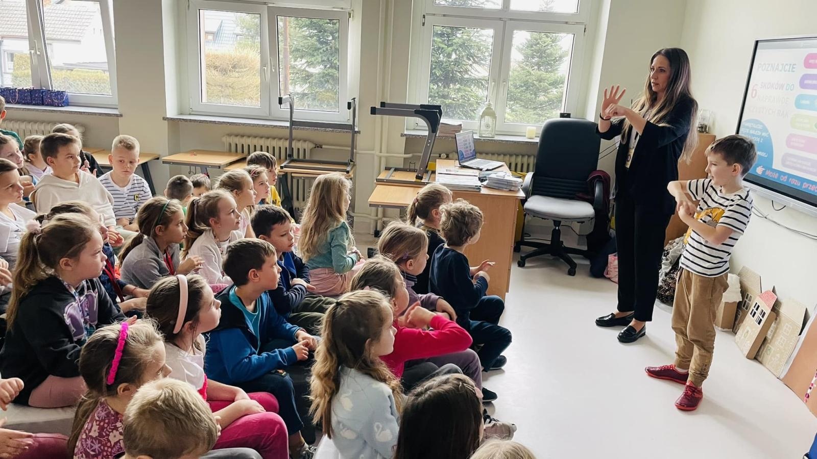 Zdjęcie w galerii na portalu naszraciborz.pl: Bezpieczne Ferie 2025 – raciborski Sanepid edukuje najmłodszych wiadomości z regionu