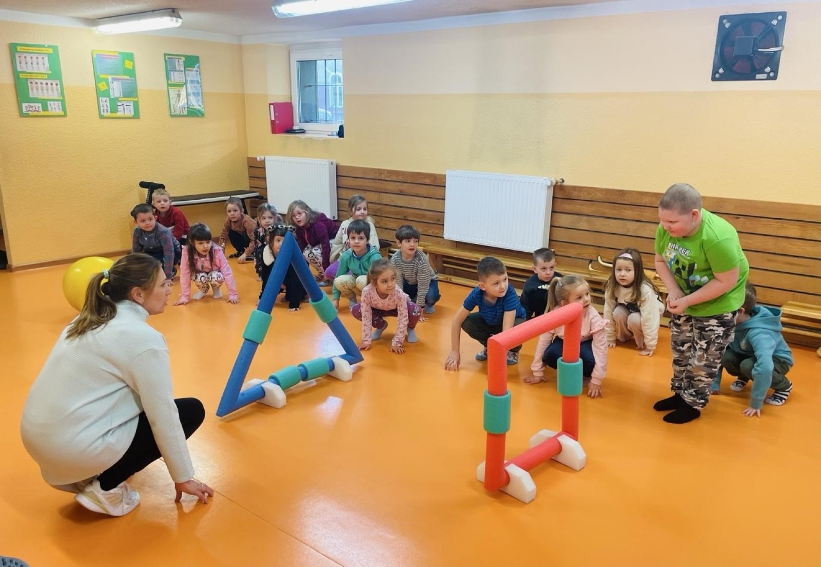 Zdjęcie w galerii na portalu naszraciborz.pl: Dni Otwarte w Szkole Podstawowej nr 13 – pierwszoklasiści poznali szkołę wiadomości z regionu