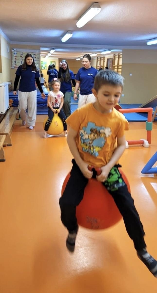 Zdjęcie w galerii na portalu naszraciborz.pl: Dni Otwarte w Szkole Podstawowej nr 13 – pierwszoklasiści poznali szkołę wiadomości z regionu