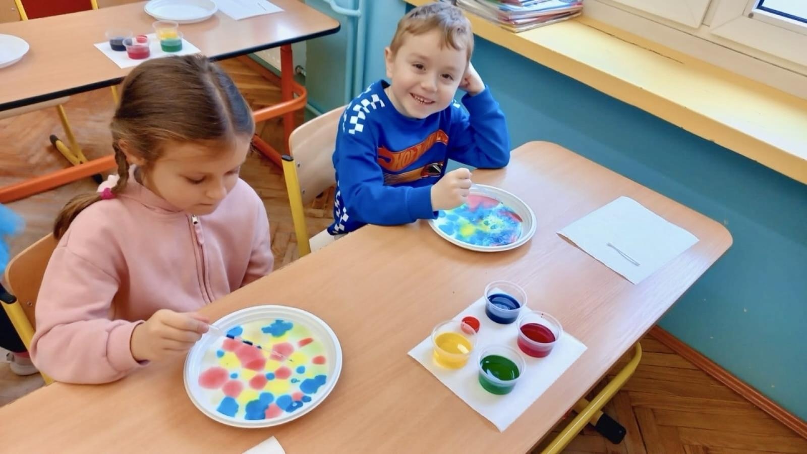 Zdjęcie w galerii na portalu naszraciborz.pl: Dni Otwarte w Szkole Podstawowej nr 13 – pierwszoklasiści poznali szkołę wiadomości z regionu