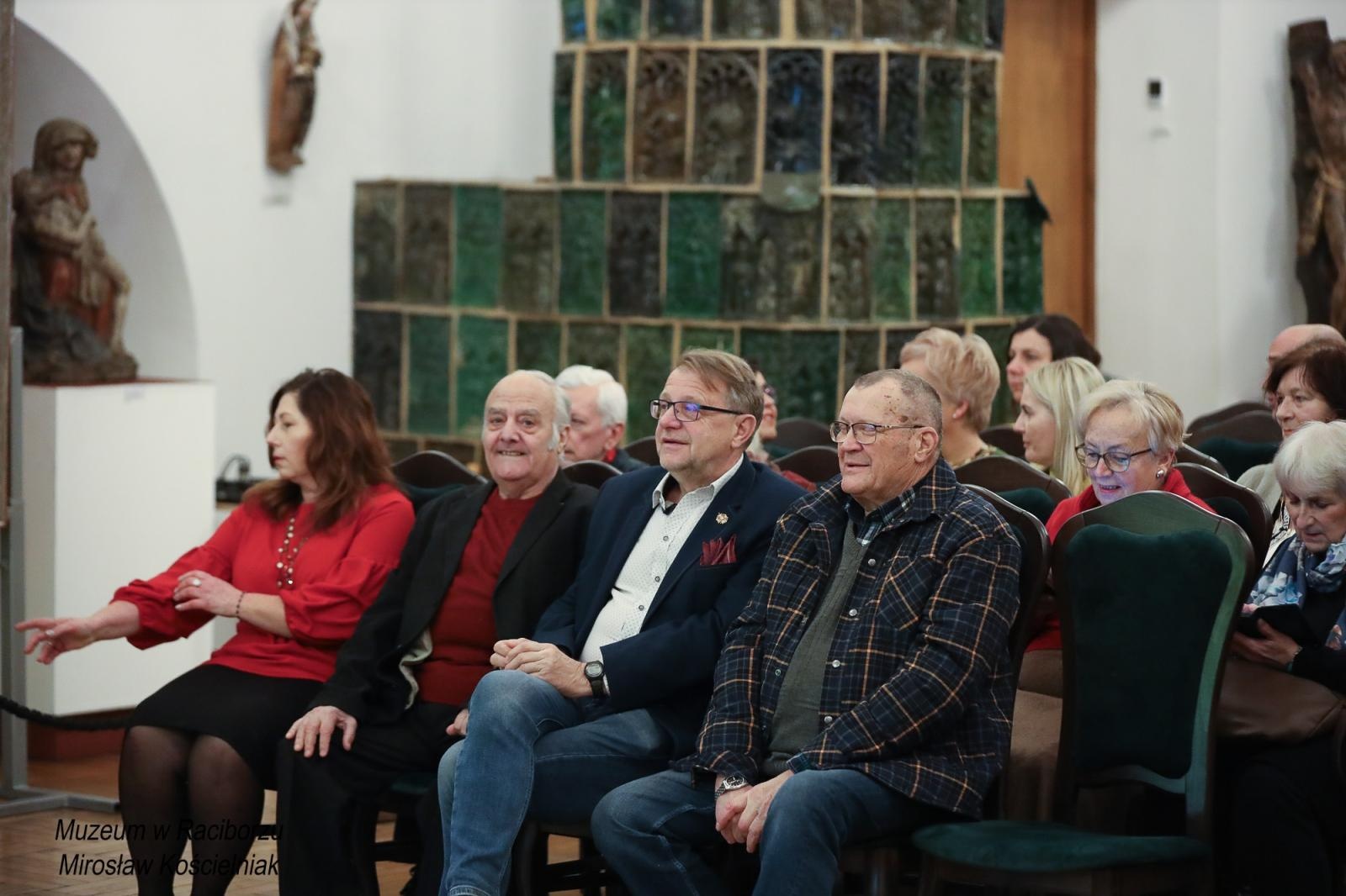 Zdjęcie w galerii na portalu naszraciborz.pl: Zabawki naszych dziadków – wyjątkowa wystawa w Muzeum wiadomości z regionu