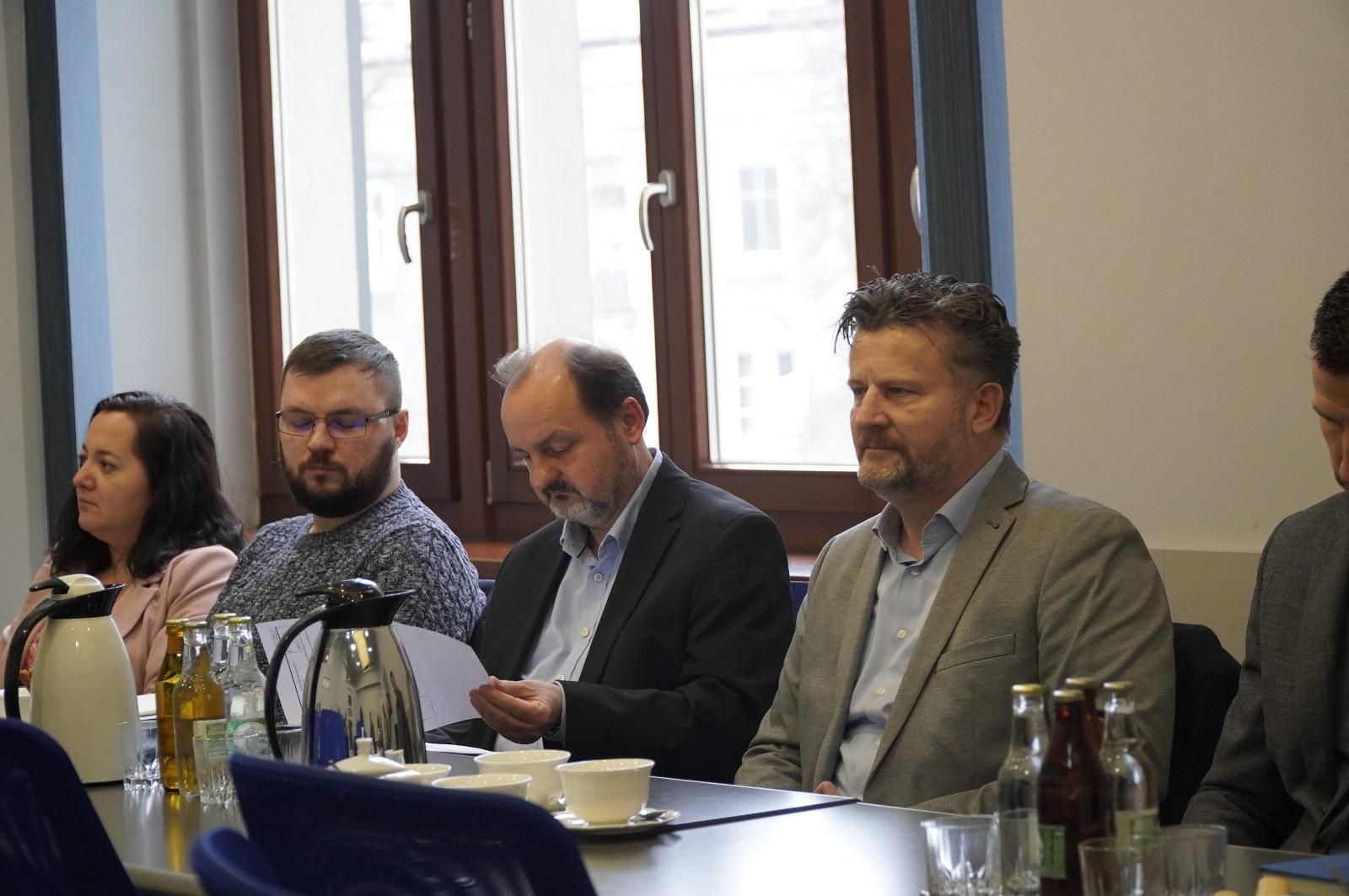 Zdjęcie w galerii na portalu naszraciborz.pl: Klastry energii w Raciborzu. Droga do mniejszych rachunków wiadomości z regionu