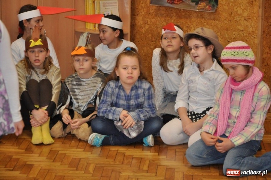 Zdjęcie w galerii na portalu naszraciborz.pl: Starszym uśmiech, dla młodszych zachęta wiadomości z regionu