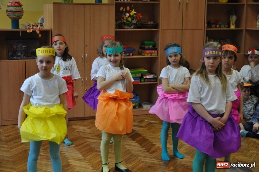 Zdjęcie w galerii na portalu naszraciborz.pl: Starszym uśmiech, dla młodszych zachęta wiadomości z regionu