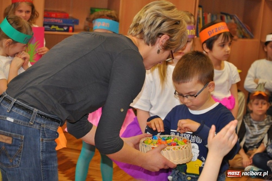 Zdjęcie w galerii na portalu naszraciborz.pl: Starszym uśmiech, dla młodszych zachęta wiadomości z regionu