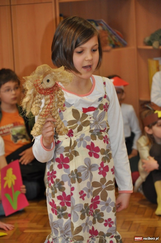 Zdjęcie w galerii na portalu naszraciborz.pl: Starszym uśmiech, dla młodszych zachęta wiadomości z regionu