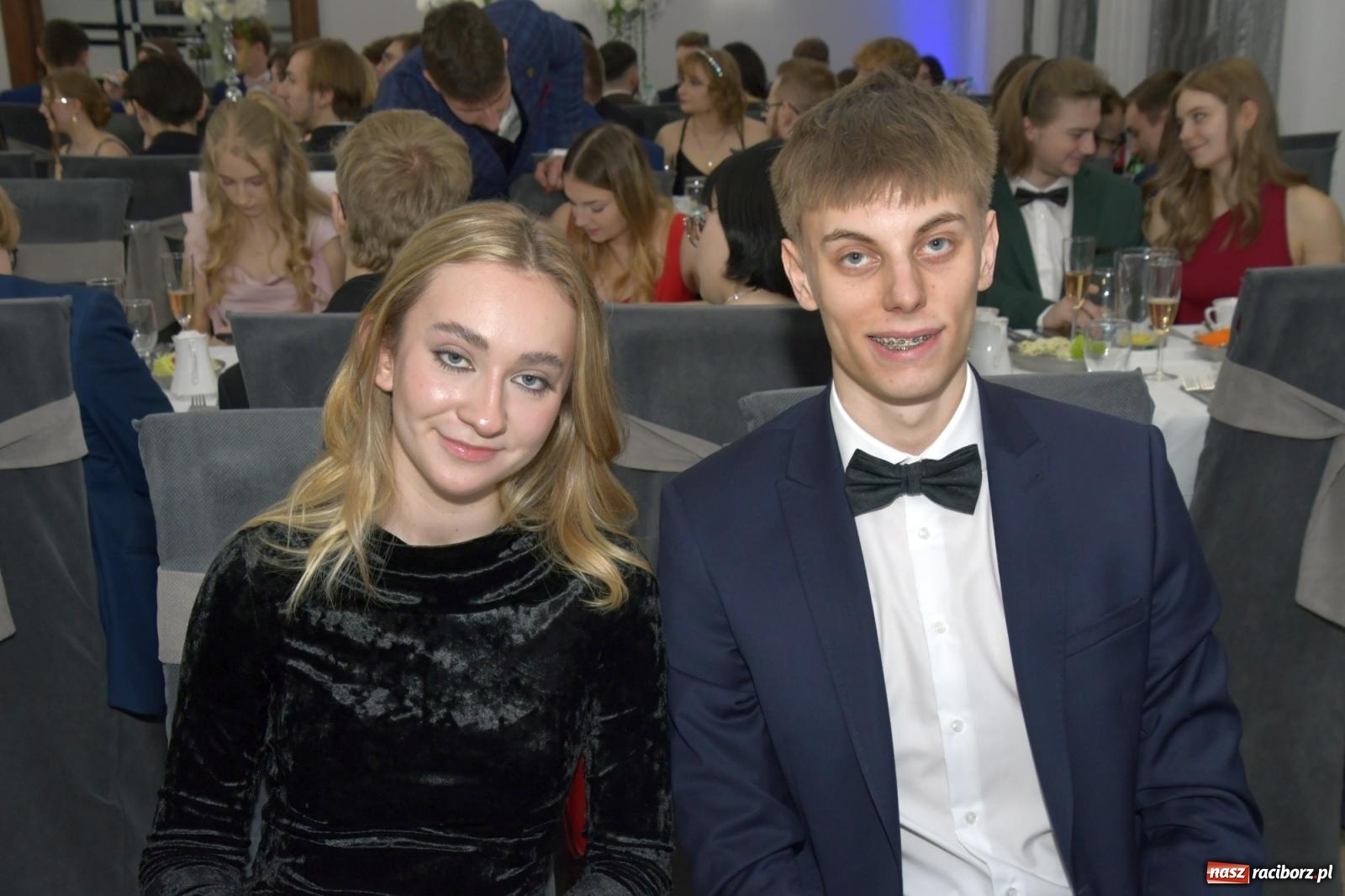 Zdjęcie w galerii na portalu naszraciborz.pl: Studniówka Mechanika - bawią się klasy 5b i 5d [FOTO i WIDEO] wiadomości z regionu