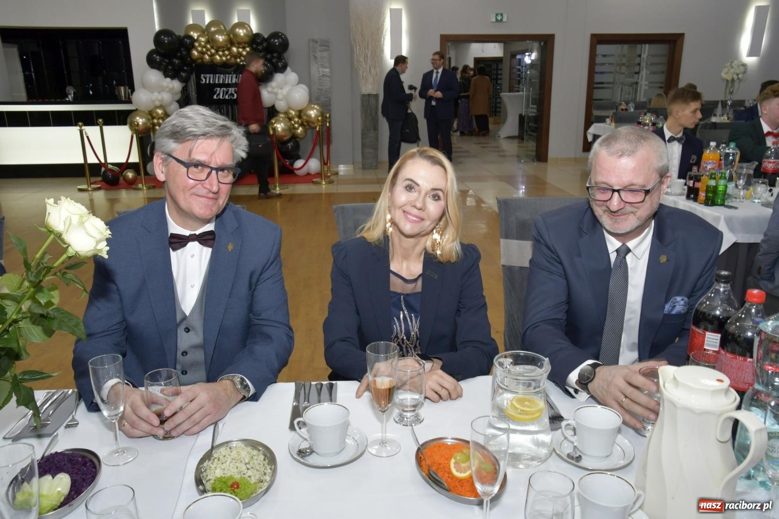 Zdjęcie w galerii na portalu naszraciborz.pl: Studniówka Mechanika - bawią się klasy 5b i 5d [FOTO i WIDEO] wiadomości z regionu