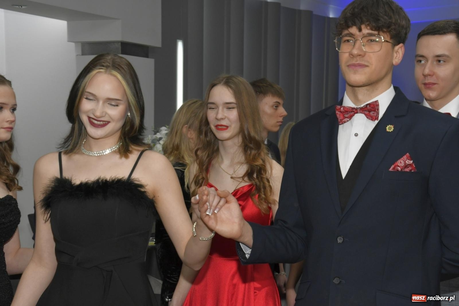 Zdjęcie w galerii na portalu naszraciborz.pl: Studniówka Mechanika - bawią się klasy 5b i 5d [FOTO i WIDEO] wiadomości z regionu