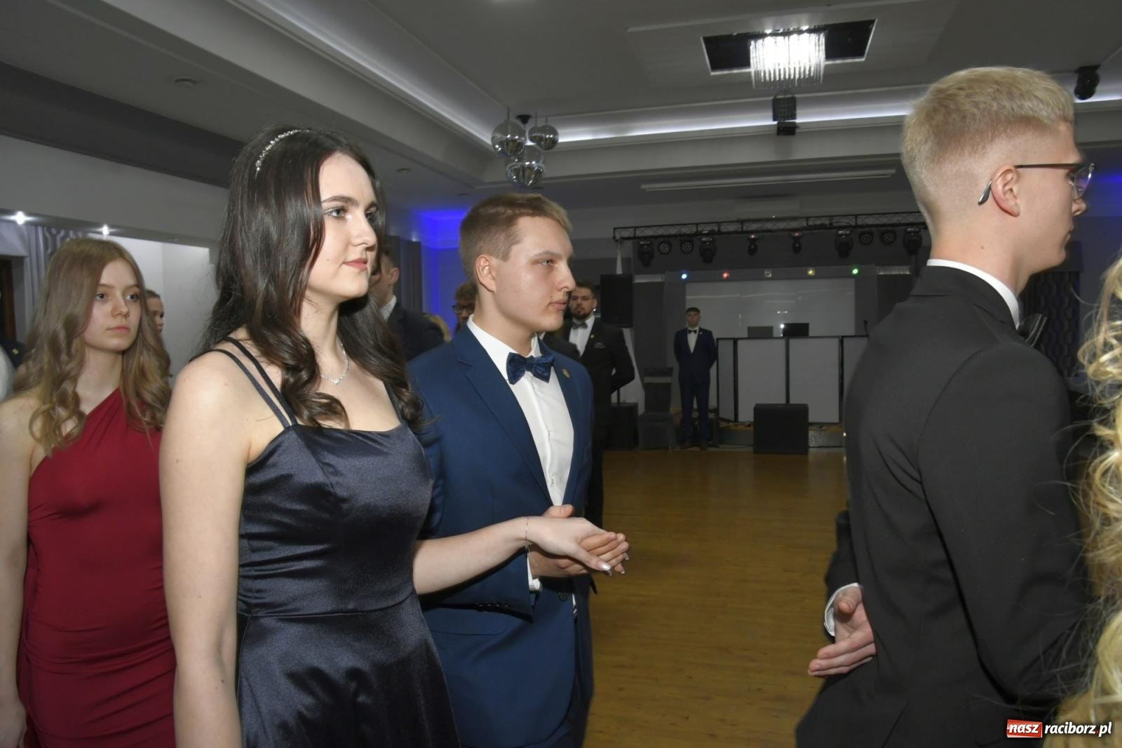 Zdjęcie w galerii na portalu naszraciborz.pl: Studniówka Mechanika - bawią się klasy 5b i 5d [FOTO i WIDEO] wiadomości z regionu