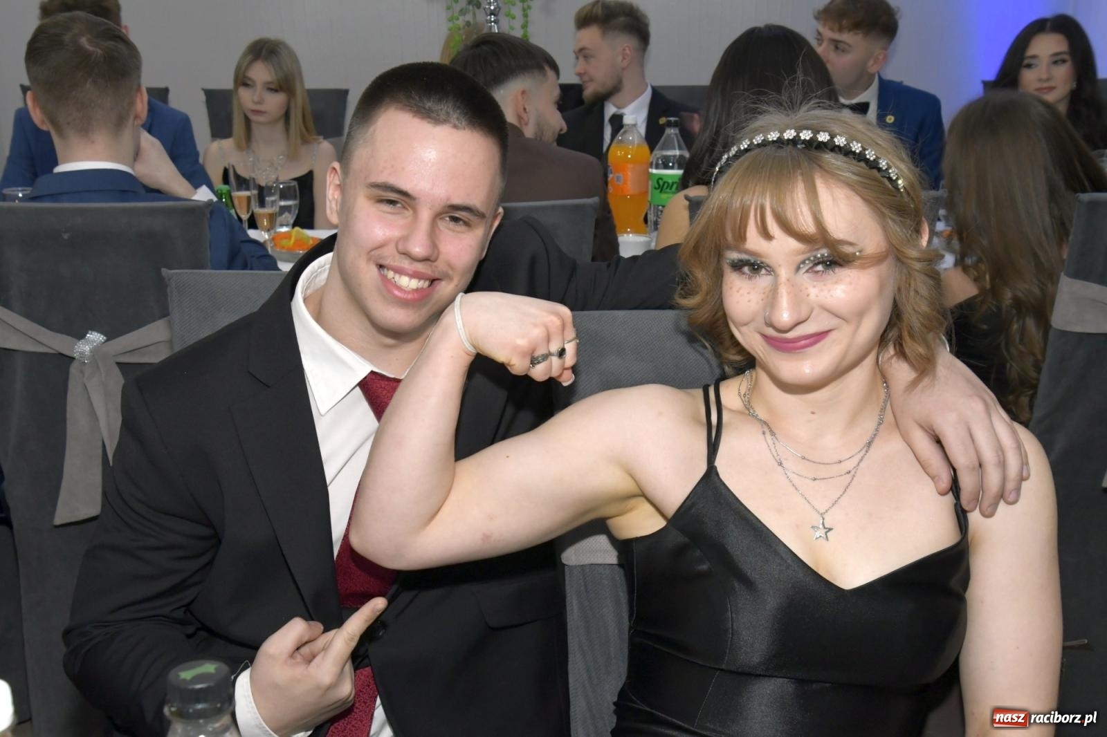 Zdjęcie w galerii na portalu naszraciborz.pl: Studniówka Mechanika - bawią się klasy 5b i 5d [FOTO i WIDEO] wiadomości z regionu