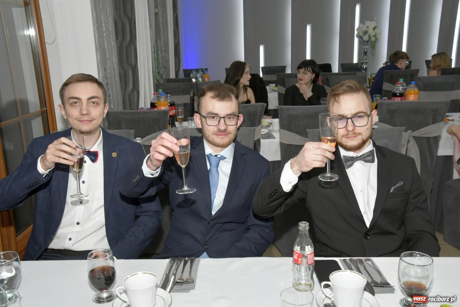 Zdjęcie w galerii na portalu naszraciborz.pl: Studniówka Mechanika - bawią się klasy 5b i 5d [FOTO i WIDEO] wiadomości z regionu