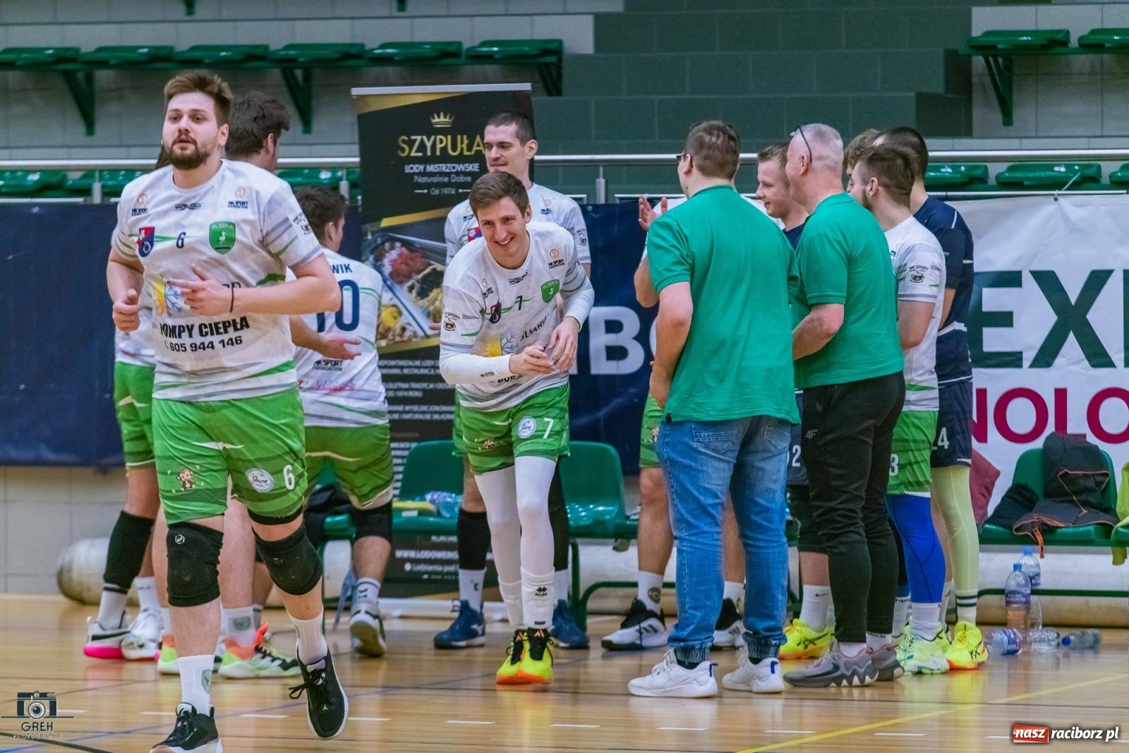 Zdjęcie w galerii na portalu naszraciborz.pl: Z perypetiami, ale za trzy punkty. KS Racibórz nadal w grze [FOTO] wiadomości z regionu