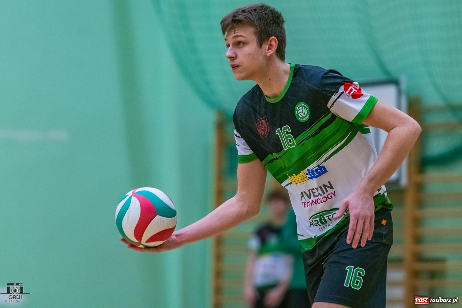 Zdjęcie w galerii na portalu naszraciborz.pl: Z perypetiami, ale za trzy punkty. KS Racibórz nadal w grze [FOTO] wiadomości z regionu