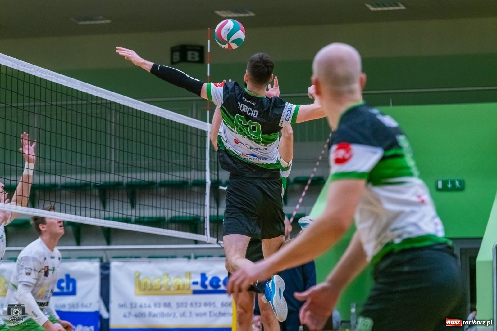 Zdjęcie w galerii na portalu naszraciborz.pl: Z perypetiami, ale za trzy punkty. KS Racibórz nadal w grze [FOTO] wiadomości z regionu