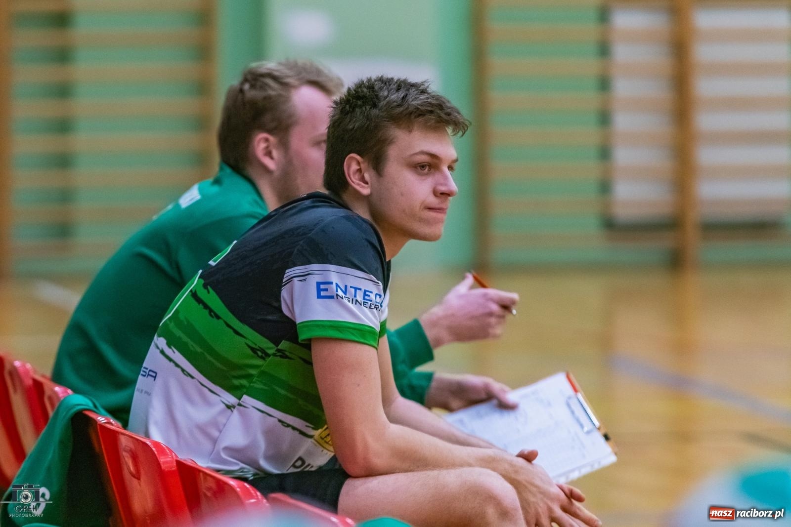 Zdjęcie w galerii na portalu naszraciborz.pl: Z perypetiami, ale za trzy punkty. KS Racibórz nadal w grze [FOTO] wiadomości z regionu