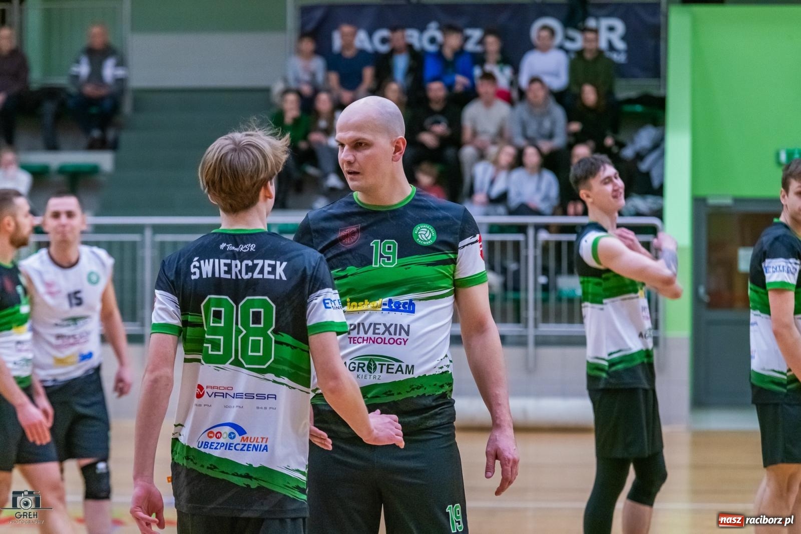 Zdjęcie w galerii na portalu naszraciborz.pl: Z perypetiami, ale za trzy punkty. KS Racibórz nadal w grze [FOTO] wiadomości z regionu