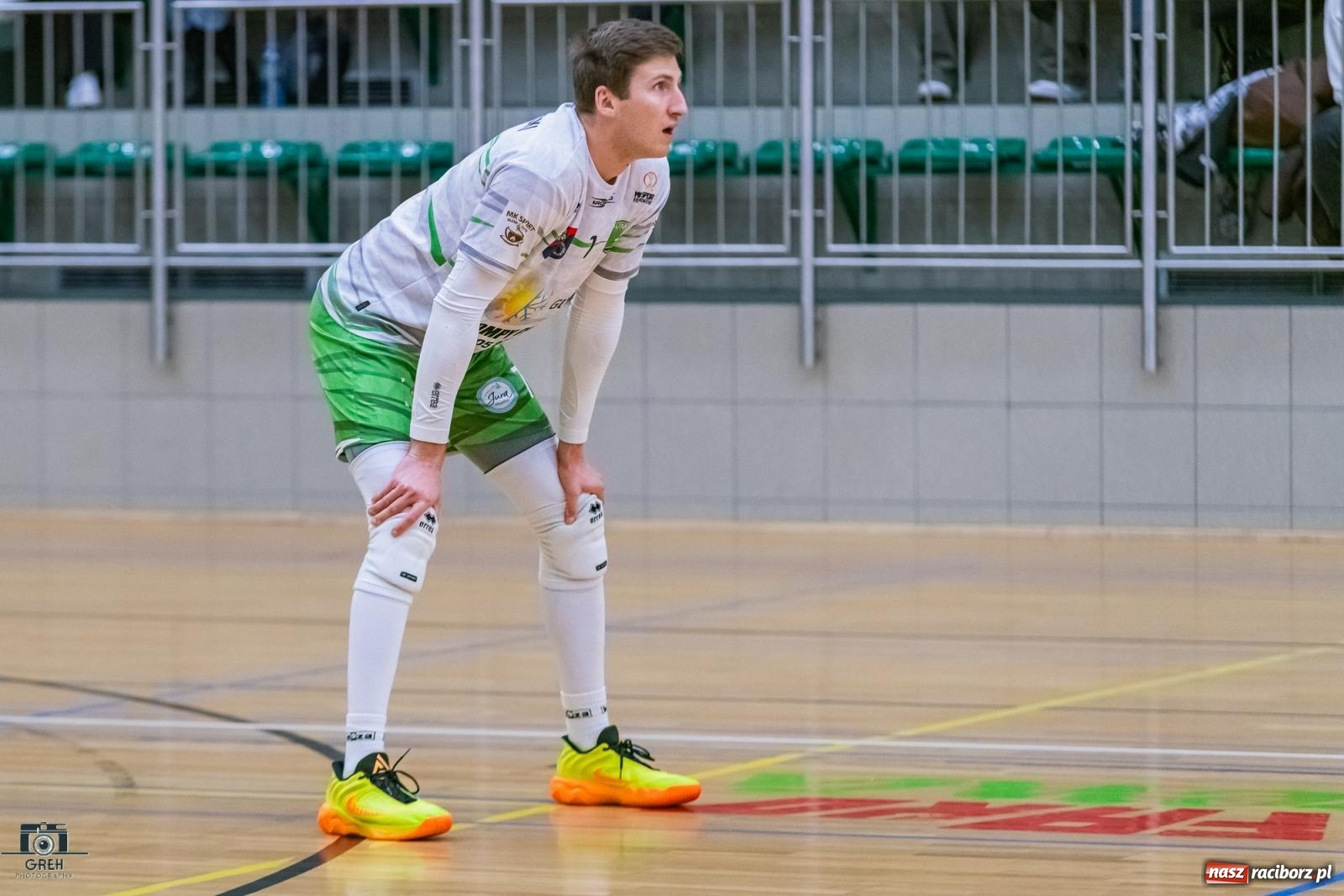 Zdjęcie w galerii na portalu naszraciborz.pl: Z perypetiami, ale za trzy punkty. KS Racibórz nadal w grze [FOTO] wiadomości z regionu