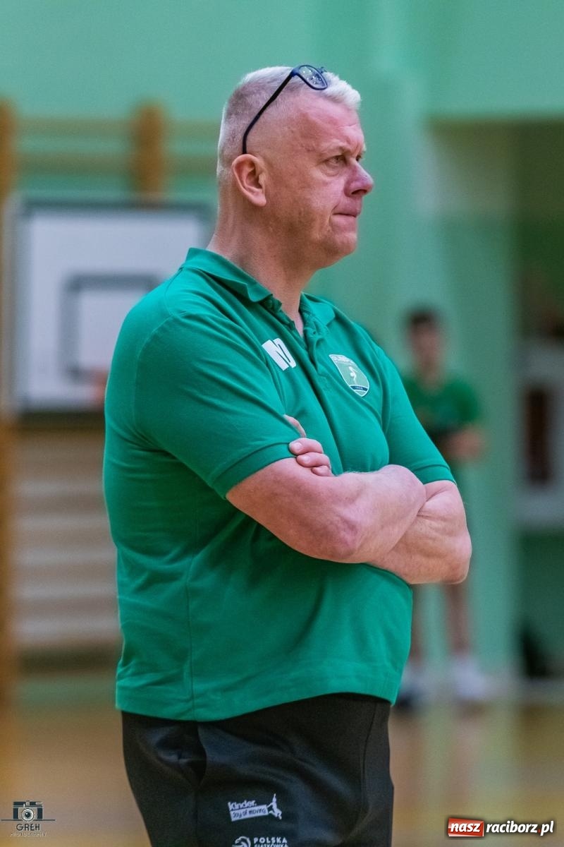 Zdjęcie w galerii na portalu naszraciborz.pl: Z perypetiami, ale za trzy punkty. KS Racibórz nadal w grze [FOTO] wiadomości z regionu