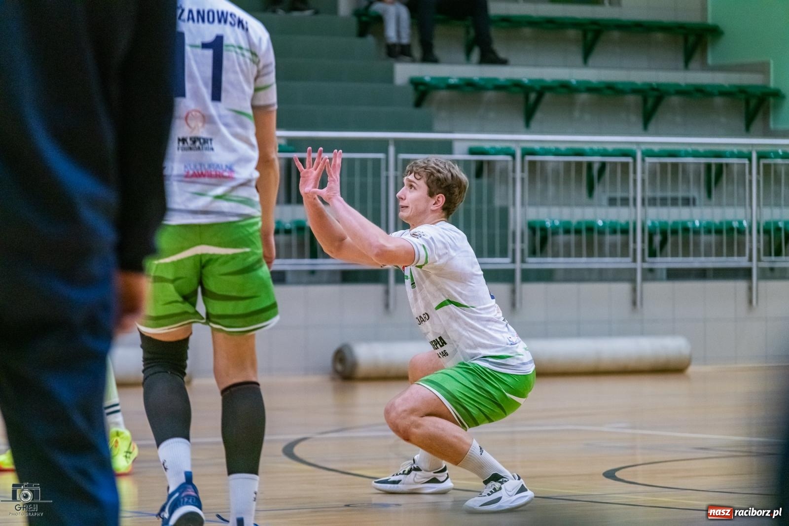 Zdjęcie w galerii na portalu naszraciborz.pl: Z perypetiami, ale za trzy punkty. KS Racibórz nadal w grze [FOTO] wiadomości z regionu