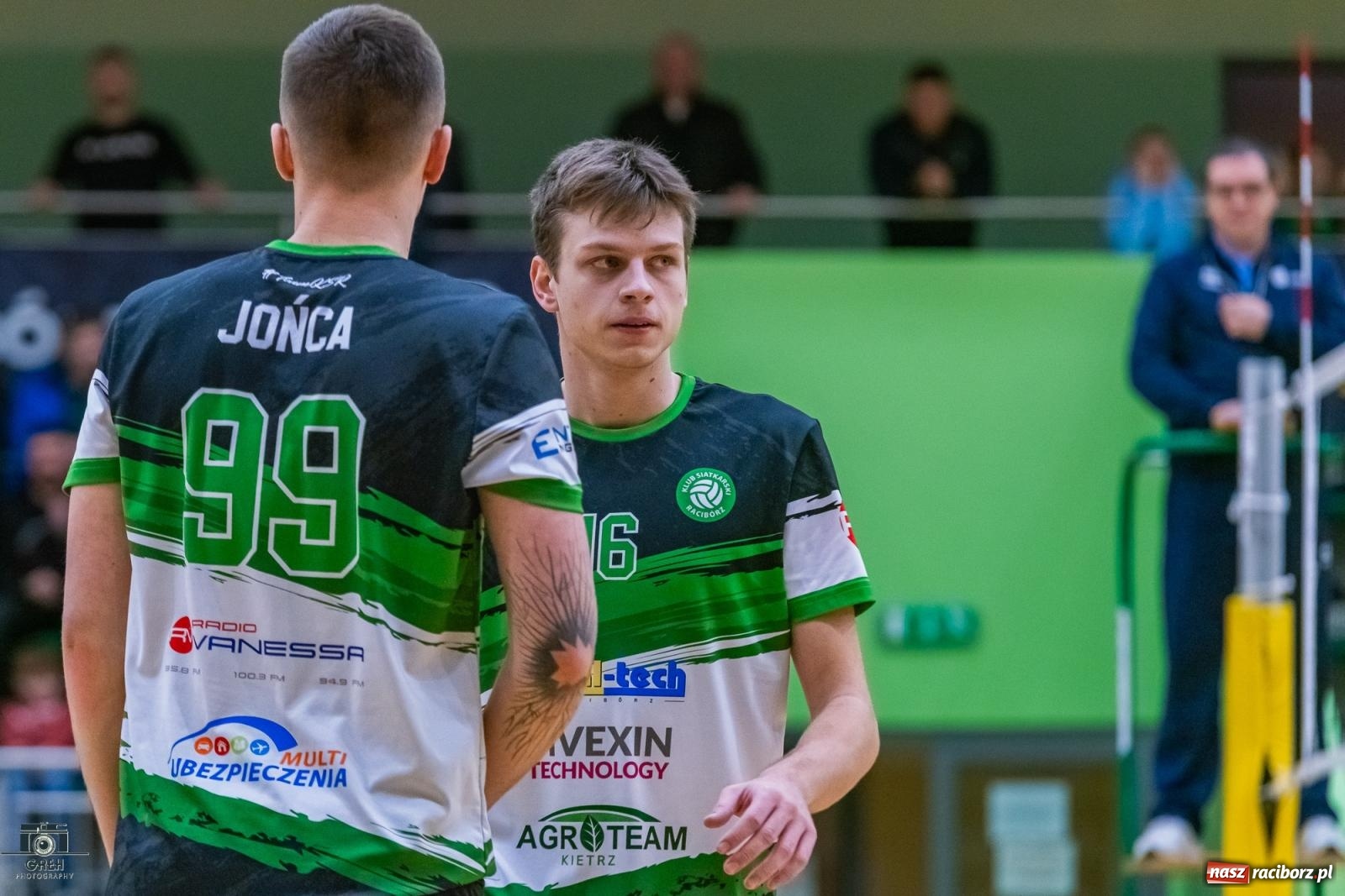 Zdjęcie w galerii na portalu naszraciborz.pl: Z perypetiami, ale za trzy punkty. KS Racibórz nadal w grze [FOTO] wiadomości z regionu