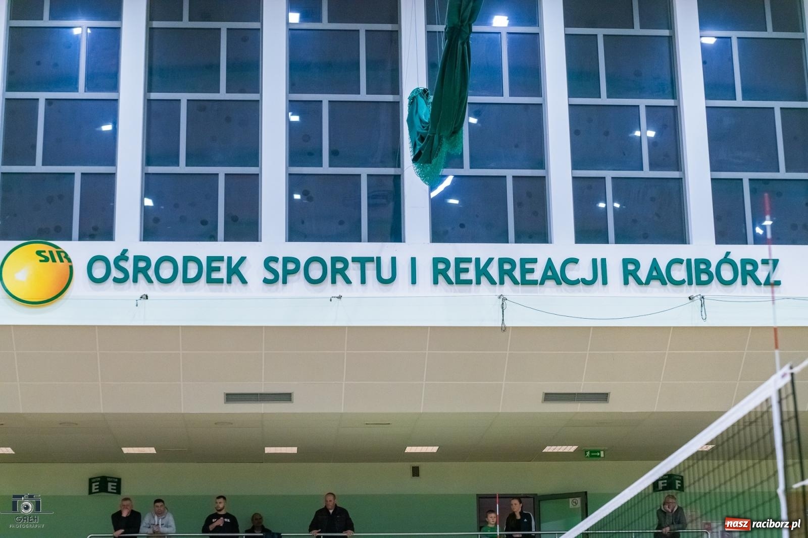 Zdjęcie w galerii na portalu naszraciborz.pl: Z perypetiami, ale za trzy punkty. KS Racibórz nadal w grze [FOTO] wiadomości z regionu