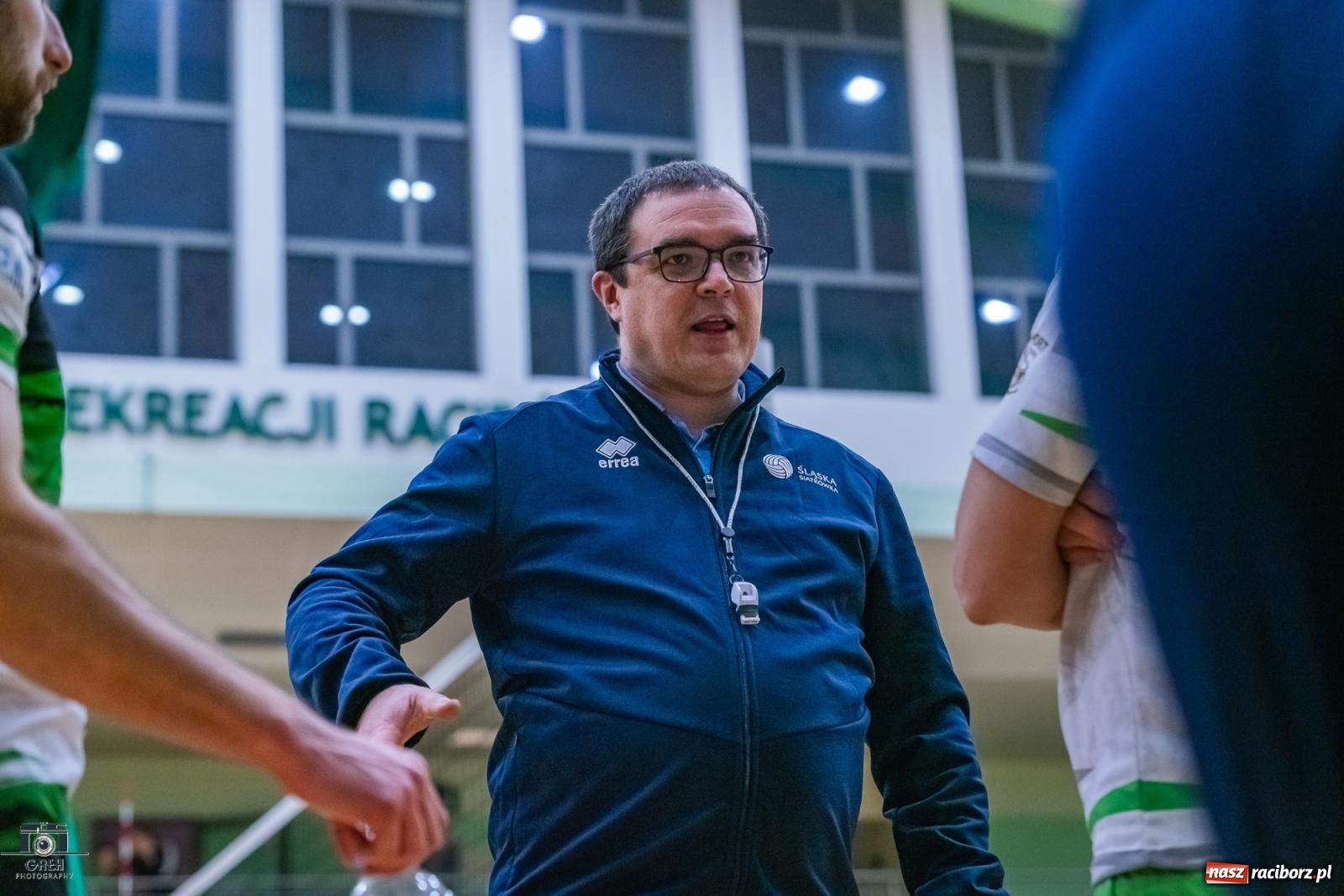 Zdjęcie w galerii na portalu naszraciborz.pl: Z perypetiami, ale za trzy punkty. KS Racibórz nadal w grze [FOTO] wiadomości z regionu