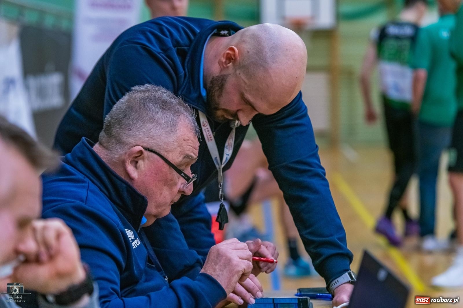 Zdjęcie w galerii na portalu naszraciborz.pl: Z perypetiami, ale za trzy punkty. KS Racibórz nadal w grze [FOTO] wiadomości z regionu