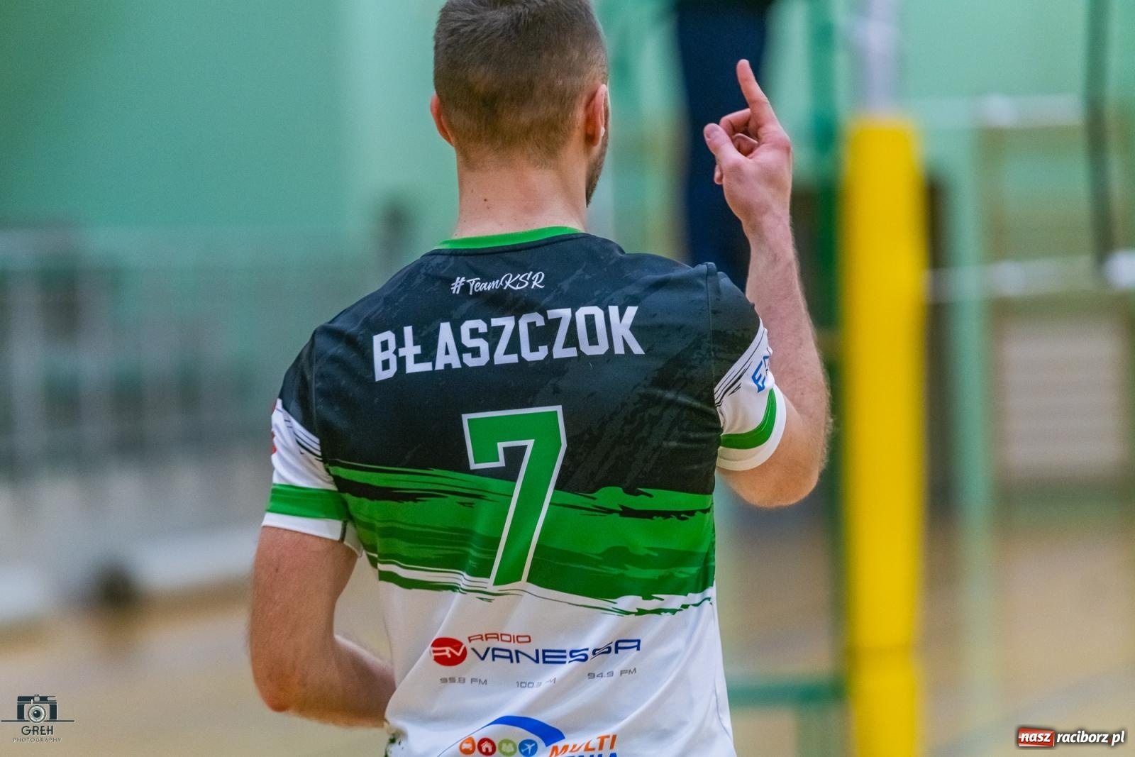 Zdjęcie w galerii na portalu naszraciborz.pl: Z perypetiami, ale za trzy punkty. KS Racibórz nadal w grze [FOTO] wiadomości z regionu