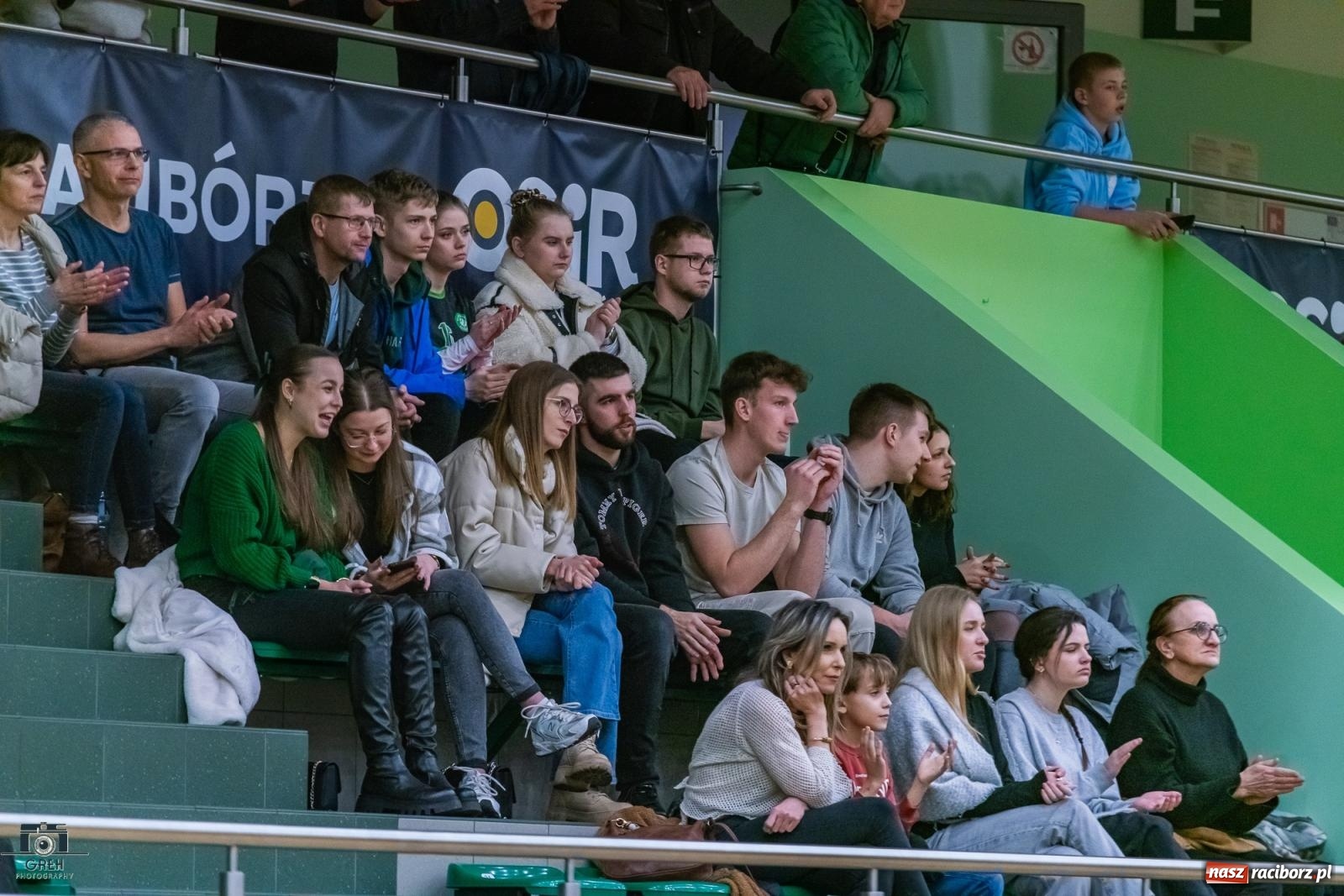 Zdjęcie w galerii na portalu naszraciborz.pl: Z perypetiami, ale za trzy punkty. KS Racibórz nadal w grze [FOTO] wiadomości z regionu