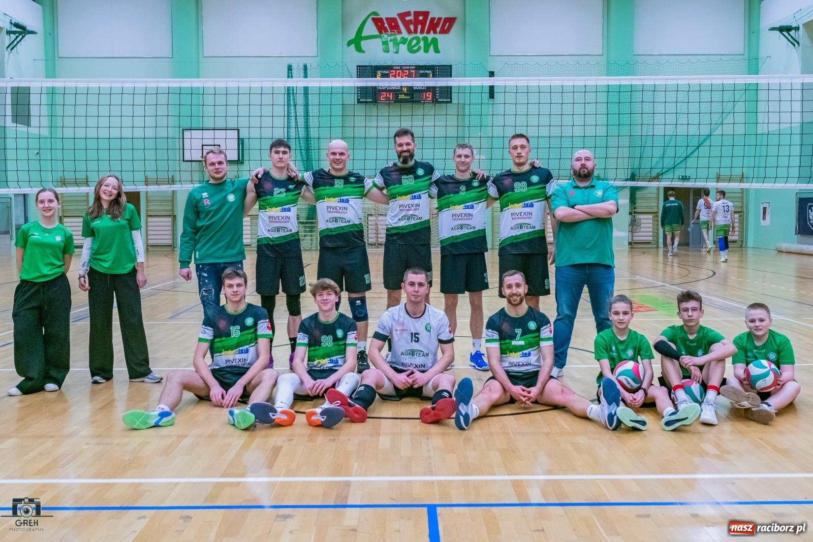 Zdjęcie w galerii na portalu naszraciborz.pl: Z perypetiami, ale za trzy punkty. KS Racibórz nadal w grze [FOTO] wiadomości z regionu