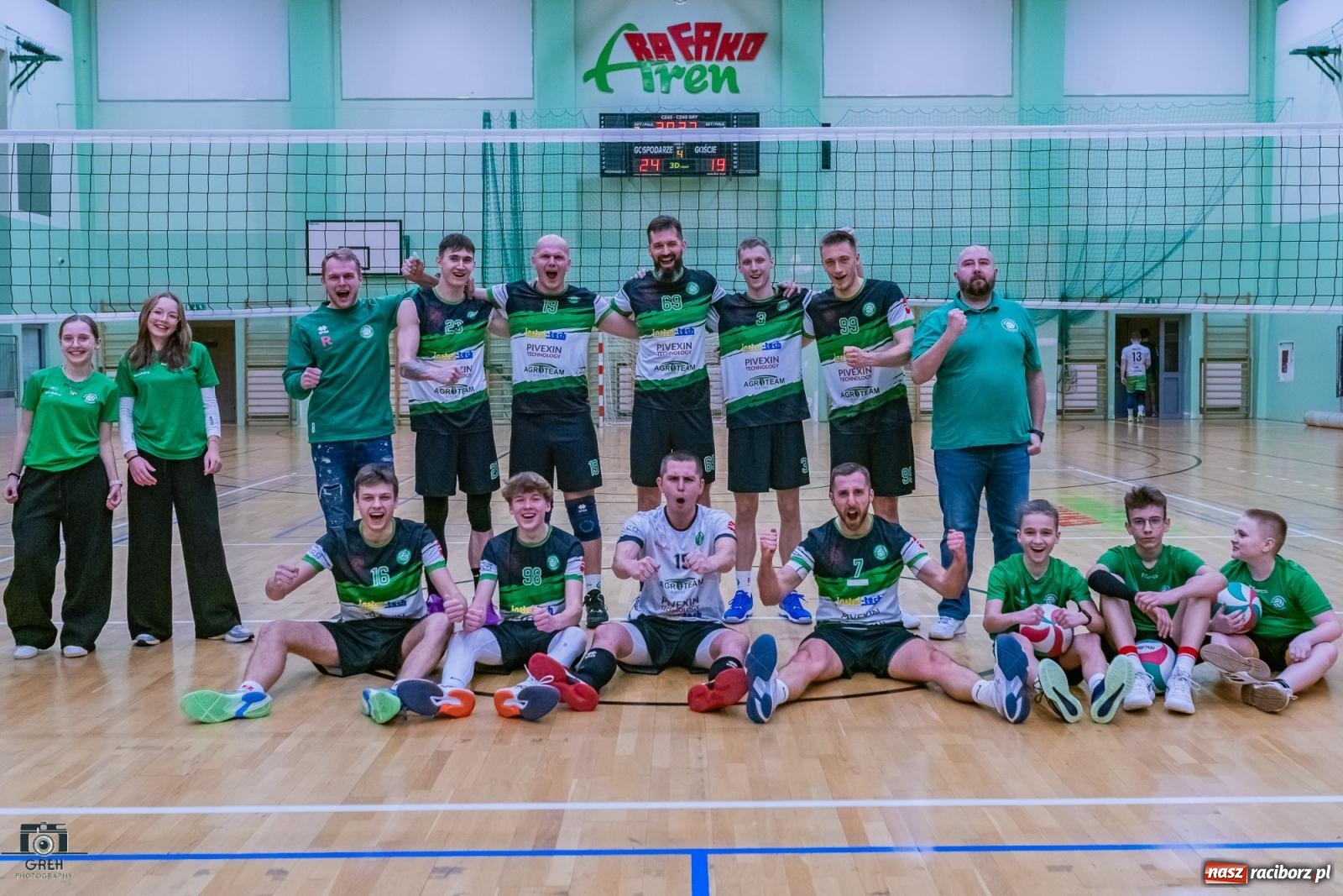 Zdjęcie w galerii na portalu naszraciborz.pl: Z perypetiami, ale za trzy punkty. KS Racibórz nadal w grze [FOTO] wiadomości z regionu