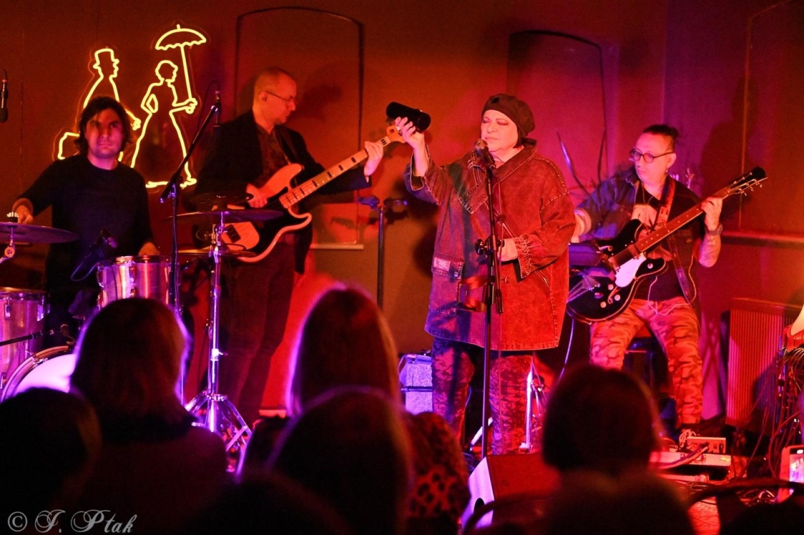 Zdjęcie w galerii na portalu naszraciborz.pl: Grażyna Łobaszewska oczarowała Racibórz [FOTO i WIDEO] wiadomości z regionu