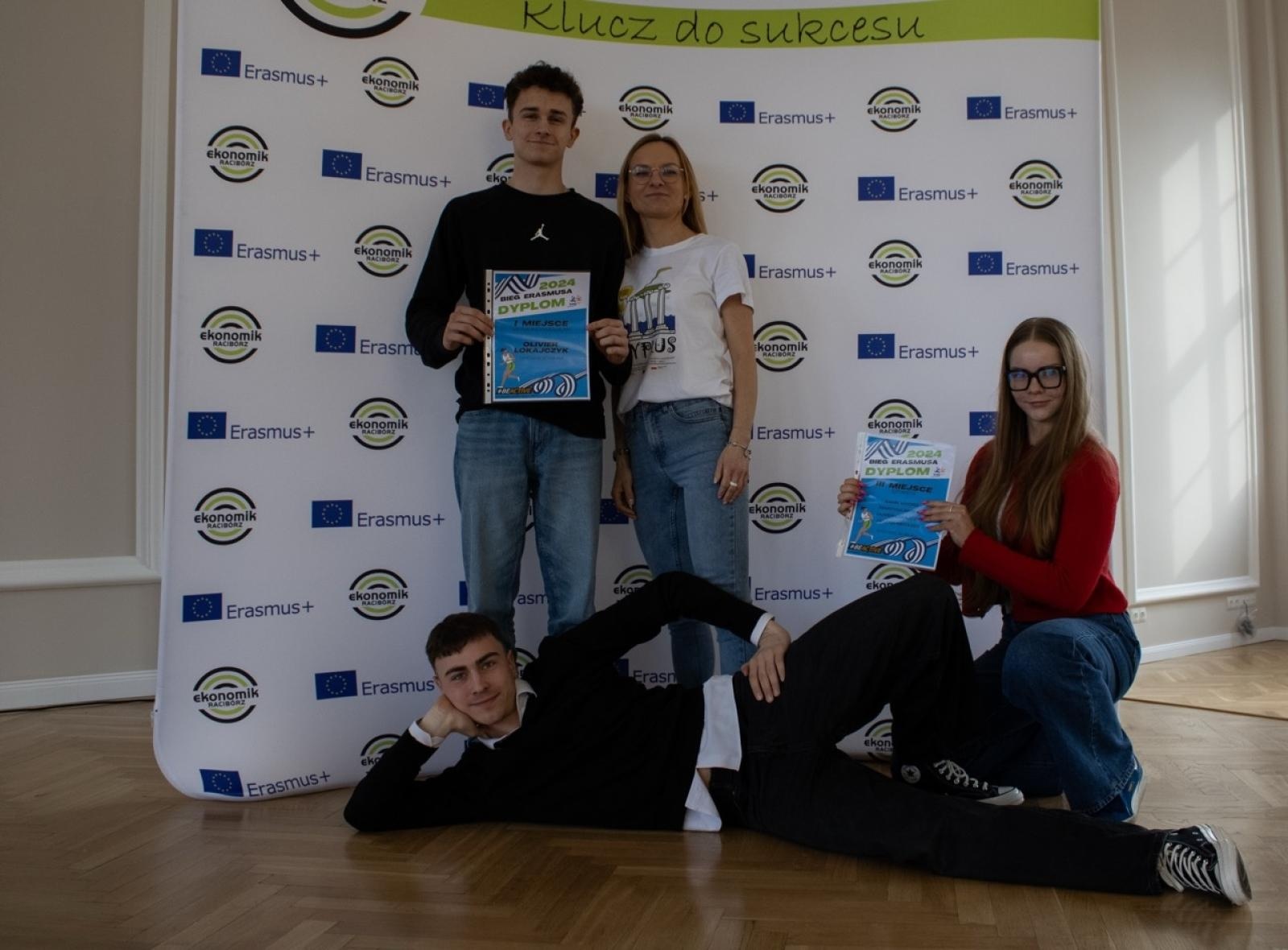 Zdjęcie w galerii na portalu naszraciborz.pl: Europejskie podróże Ekonomika. Podsumowanie projektów edukacyjnych wiadomości z regionu