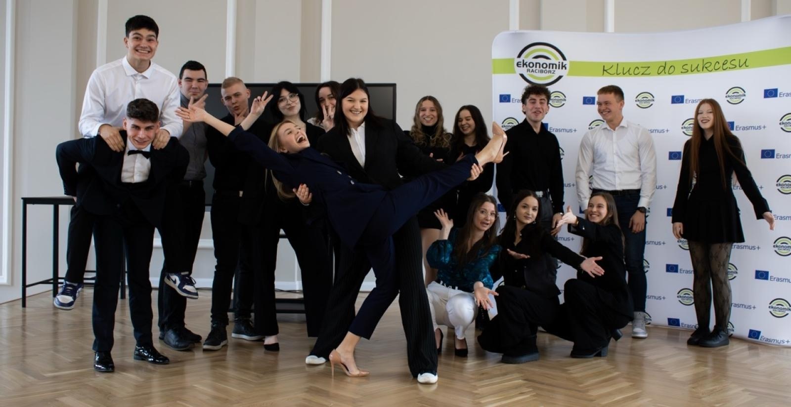 Zdjęcie w galerii na portalu naszraciborz.pl: Europejskie podróże Ekonomika. Podsumowanie projektów edukacyjnych wiadomości z regionu