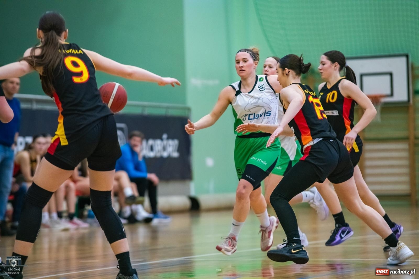 Zdjęcie w galerii na portalu naszraciborz.pl: Koszykówka. Dwa mecze z Wisłą i tylko dwa punkty RKK [FOTO i WIDEO] wiadomości z regionu